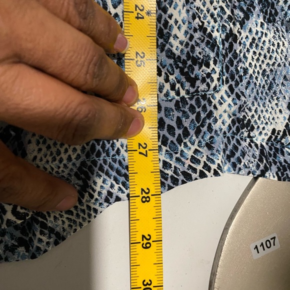 Band of Gypsies womans snake skin print silk feel blazer size small - Picture 6 of 6